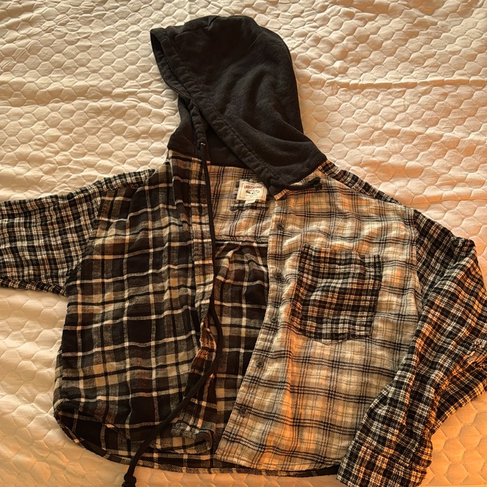 American eagle crop long sleeve hooded flannel
